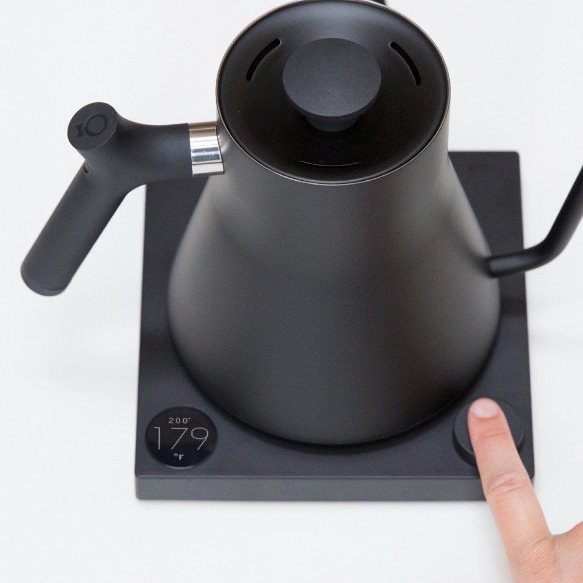fellow kettle black top view